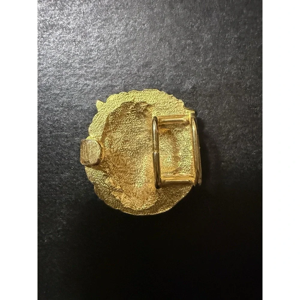vintage 1980s Jeanne Bouchever gold-tone lion head‎ belt buckle